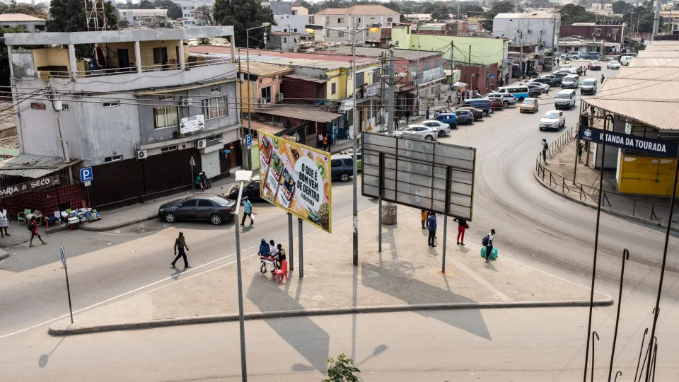 Transparência na indústria extrativa? Angola ainda com