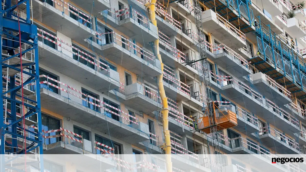 Atrasos nas ligações elétricas travam obras em edifícios -