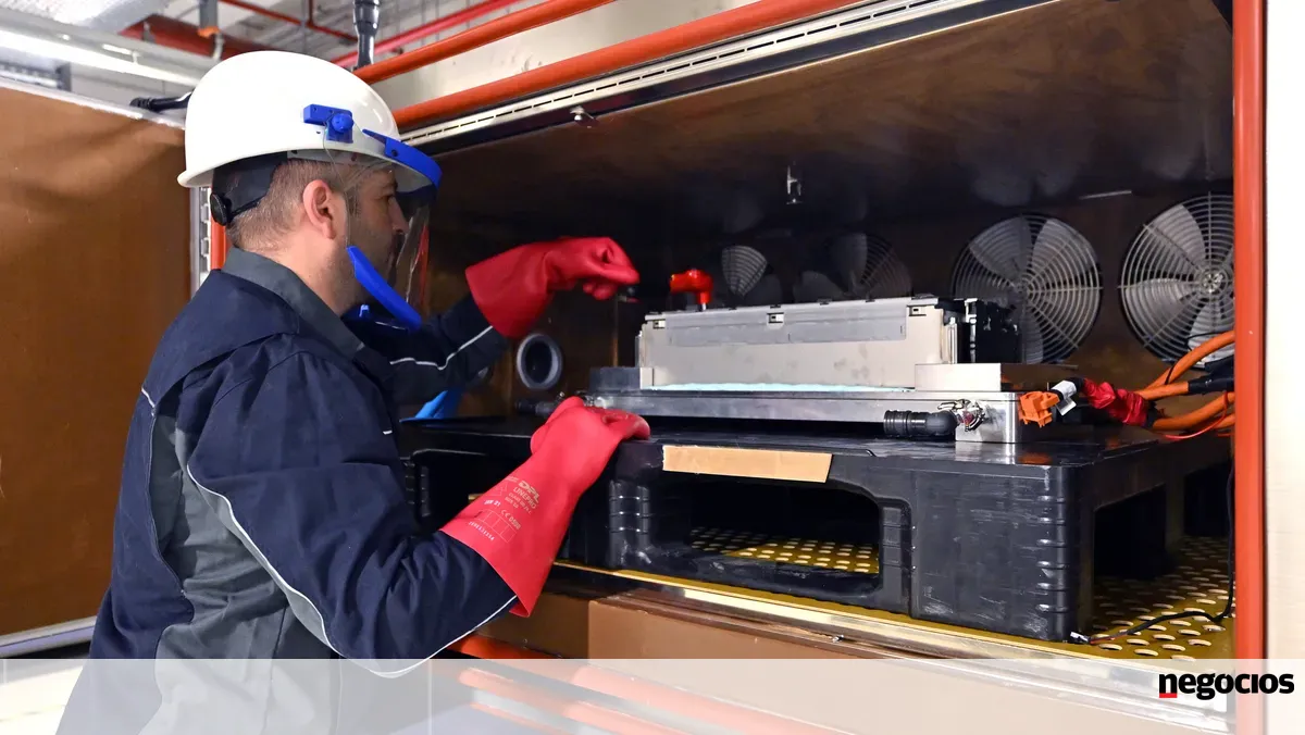 Bruxelas multa em 72 milhões fabricantes de baterias para