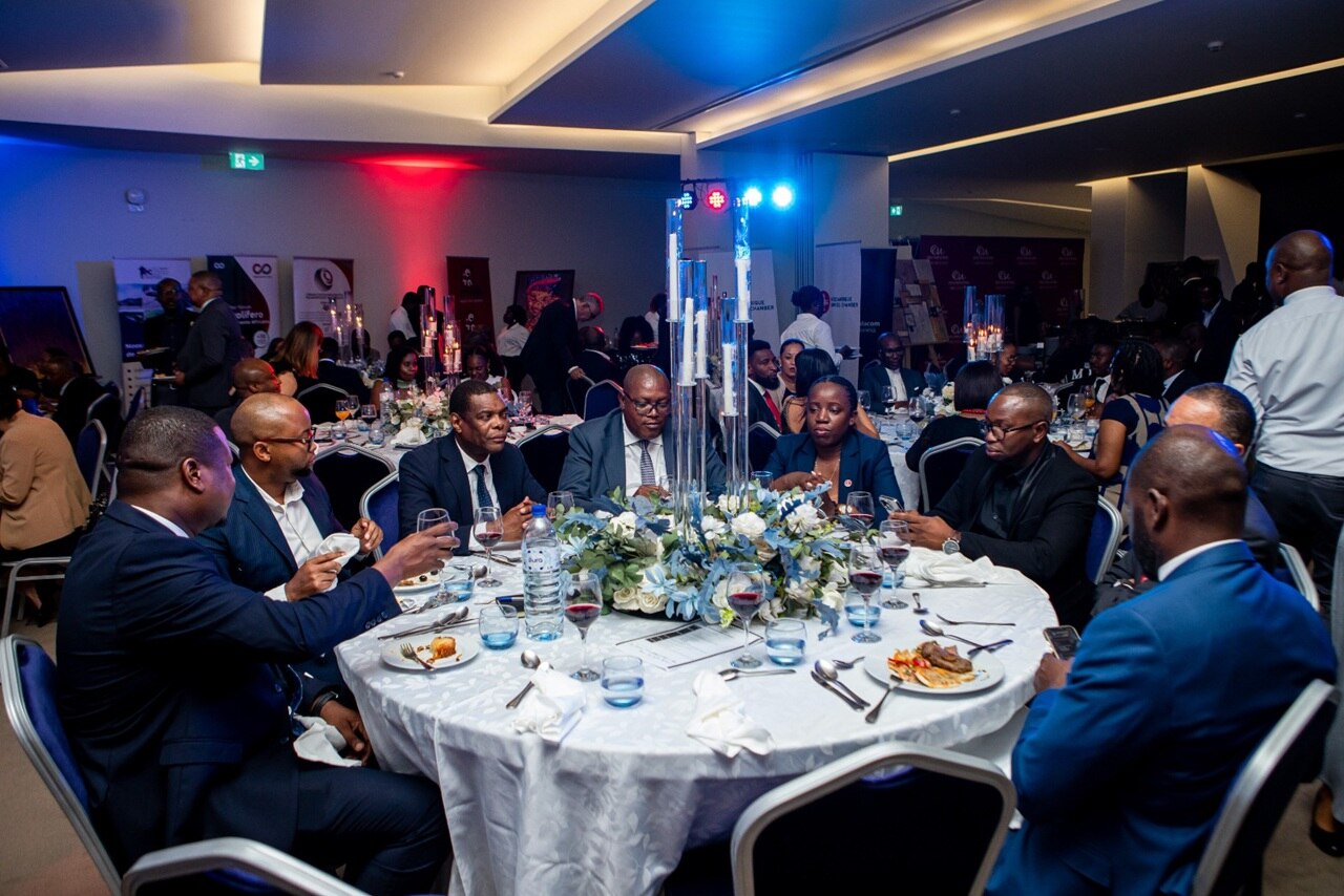 Câmara de Comércio Moçambique-EUA Encerra Ano Com Jantar de