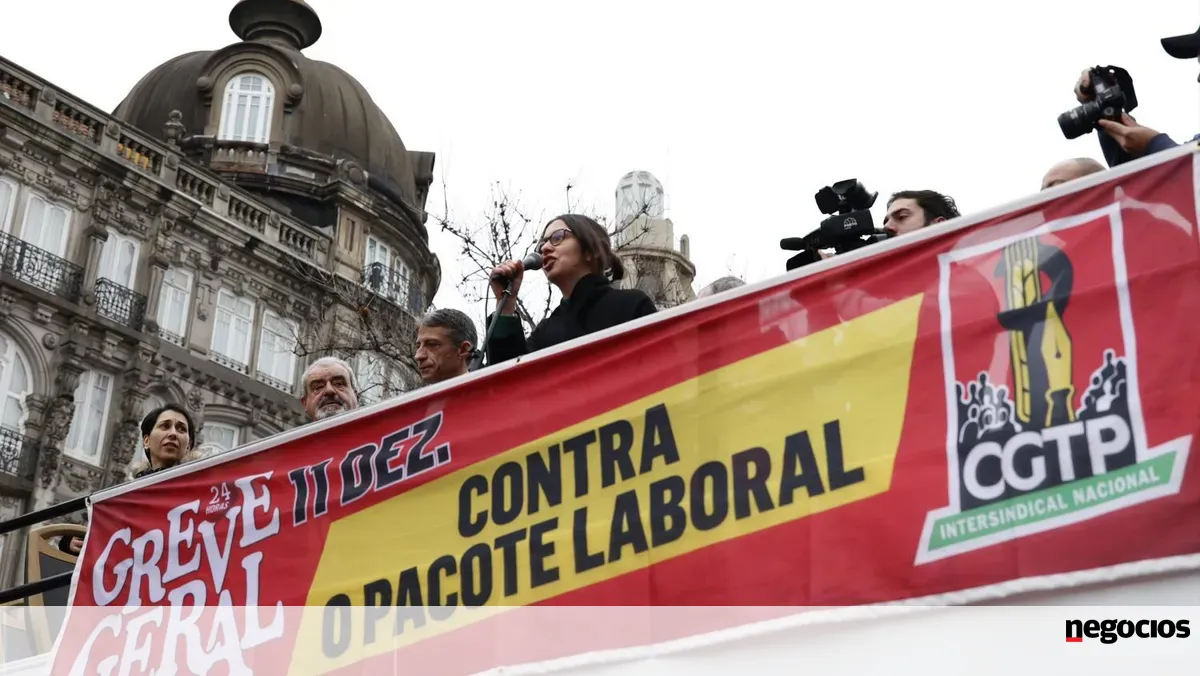 Greve provocou "cancelamento de cerca de 400 voos", diz