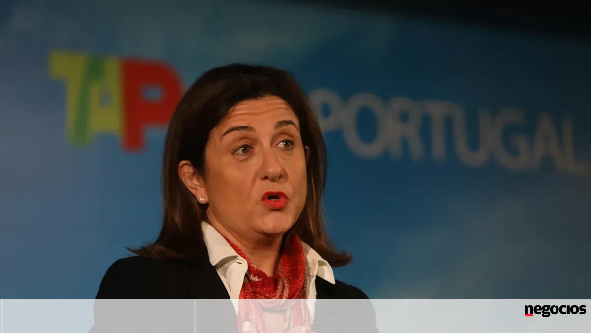 Indemnização milionária na TAP a ex-CEO despedida abre