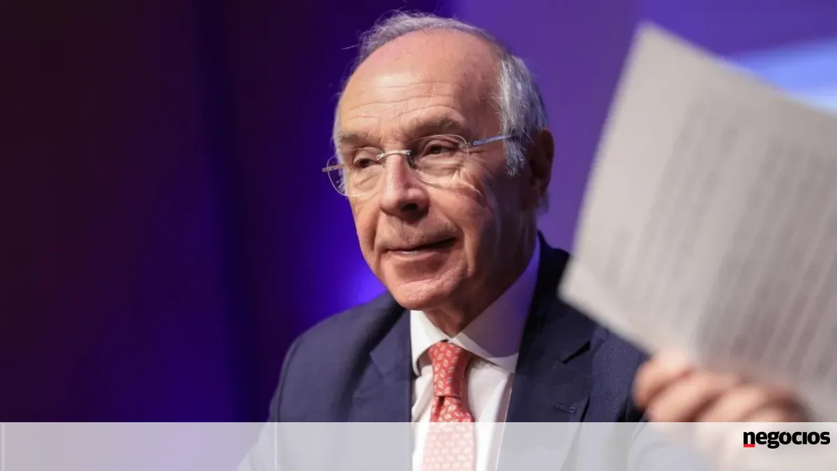 Marques Mendes divulga lista de 22 clientes e desafia