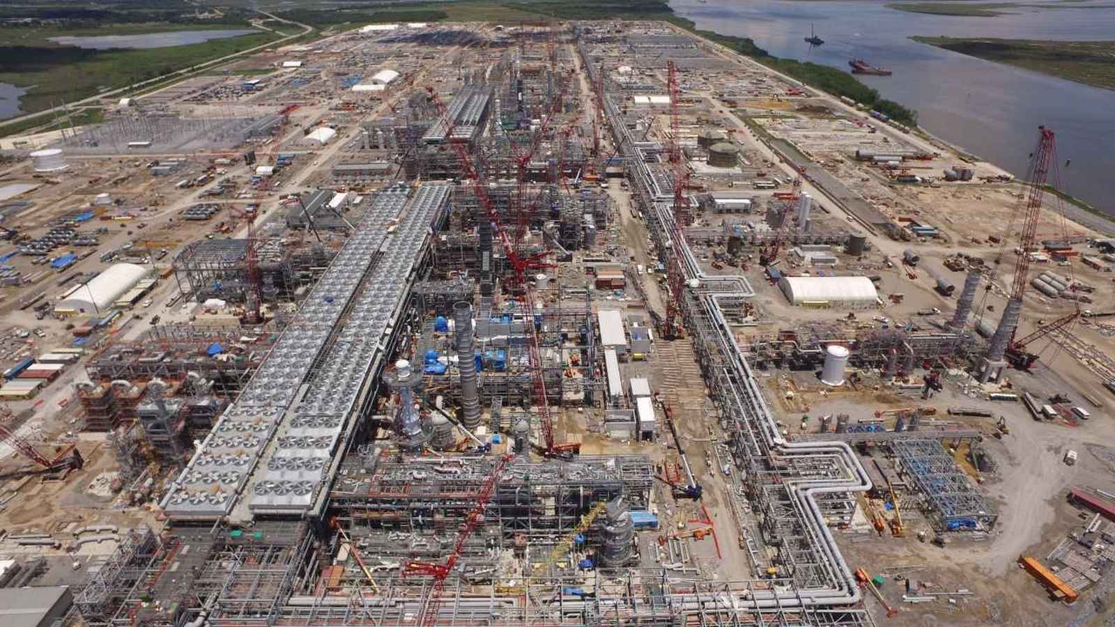 Moçambique pretende implantar mais 20 parques industriais nos próximos cinco anos