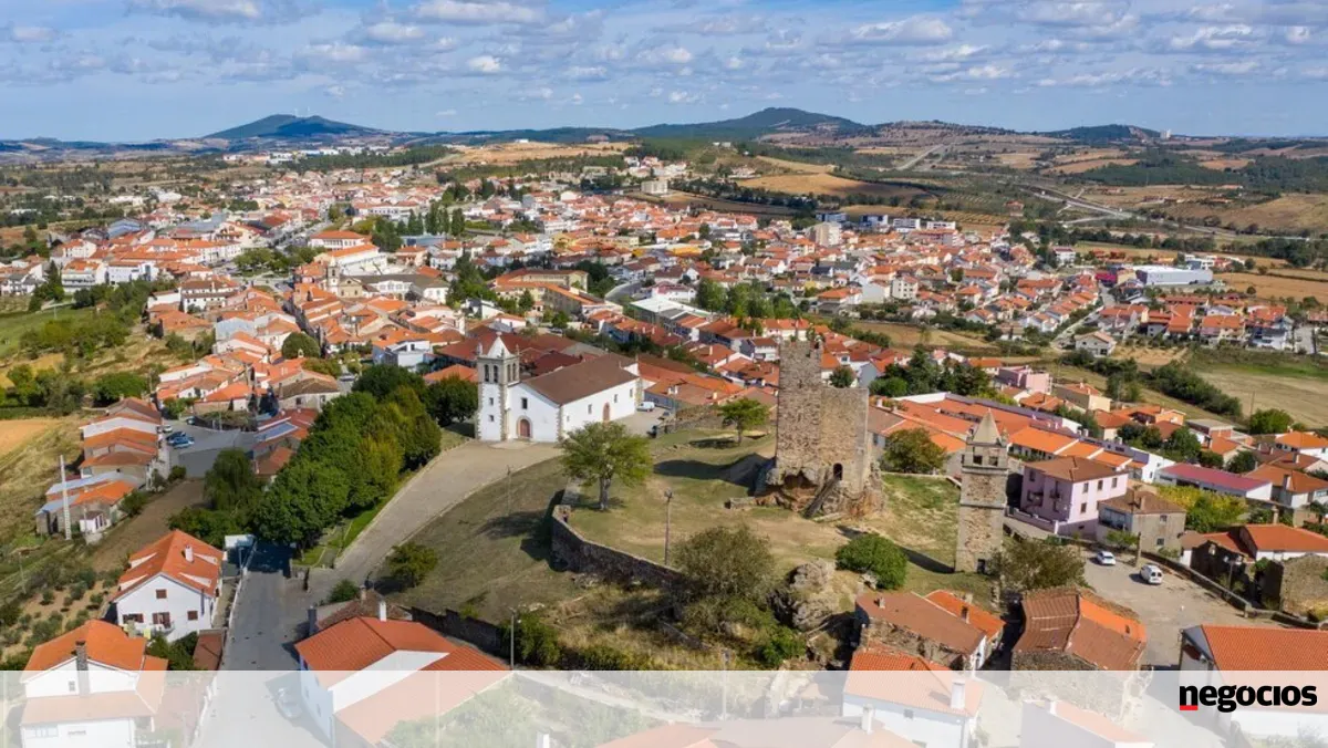 Mogadouro vende em hasta pública imóvel para hotel por