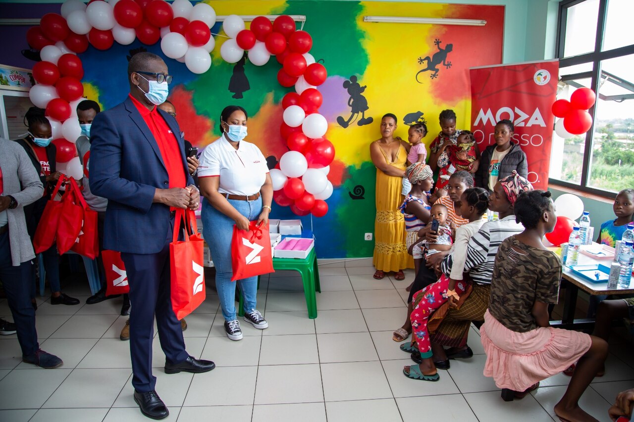 Moza Banco Leva “Natal Solidário” a Mais de 100 Crianças Nas