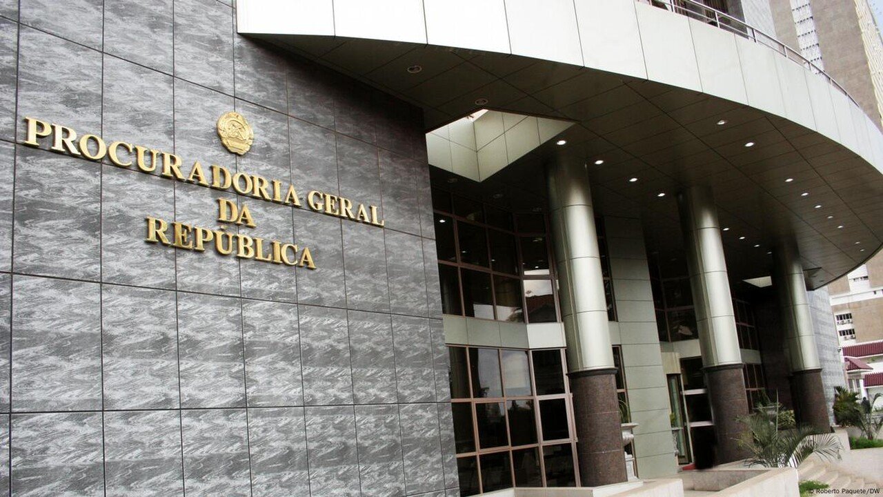 PGR Defende Que SERNIC Revele Mandantes e Beneficiários do