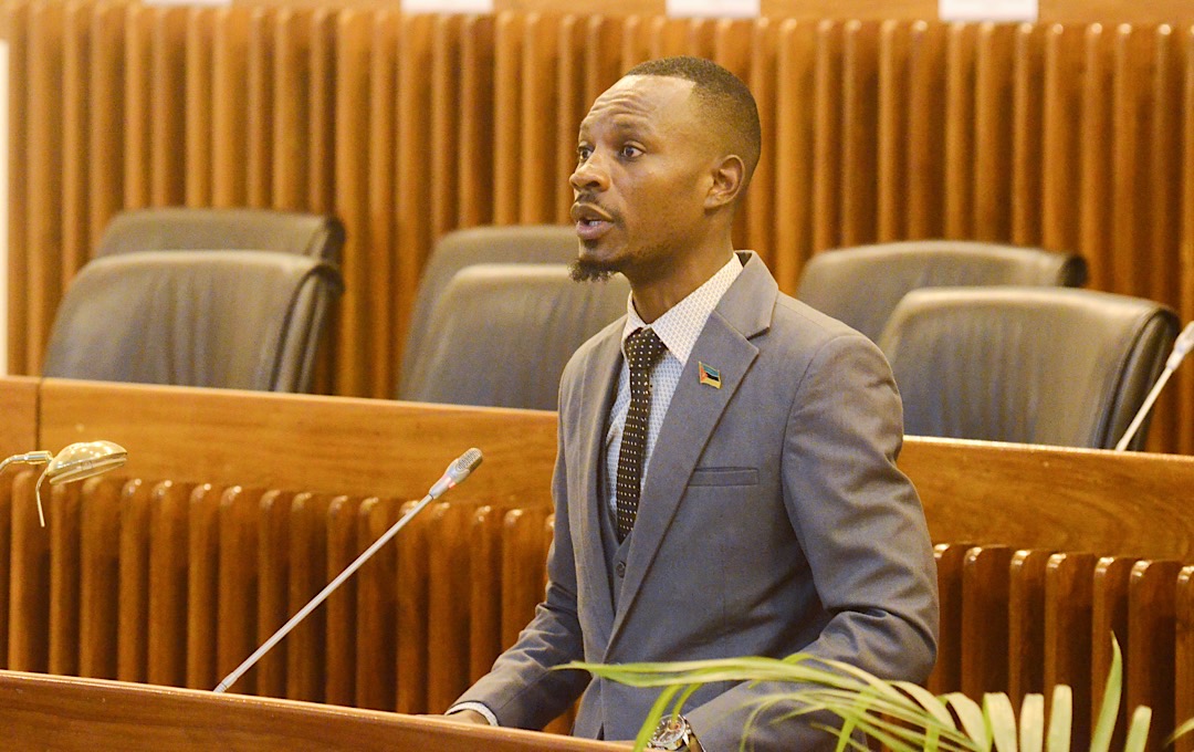 PODEMOS encerra com “humildade e firmeza democrática”