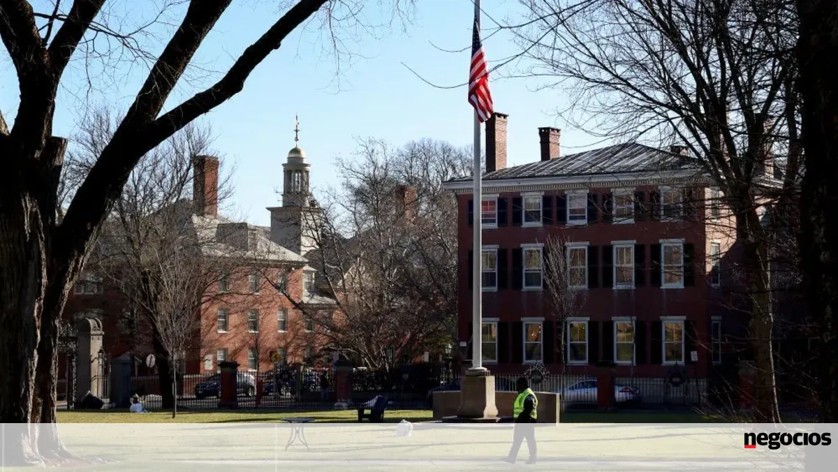 Polícia investiga ligação entre tiroteio em Brown e