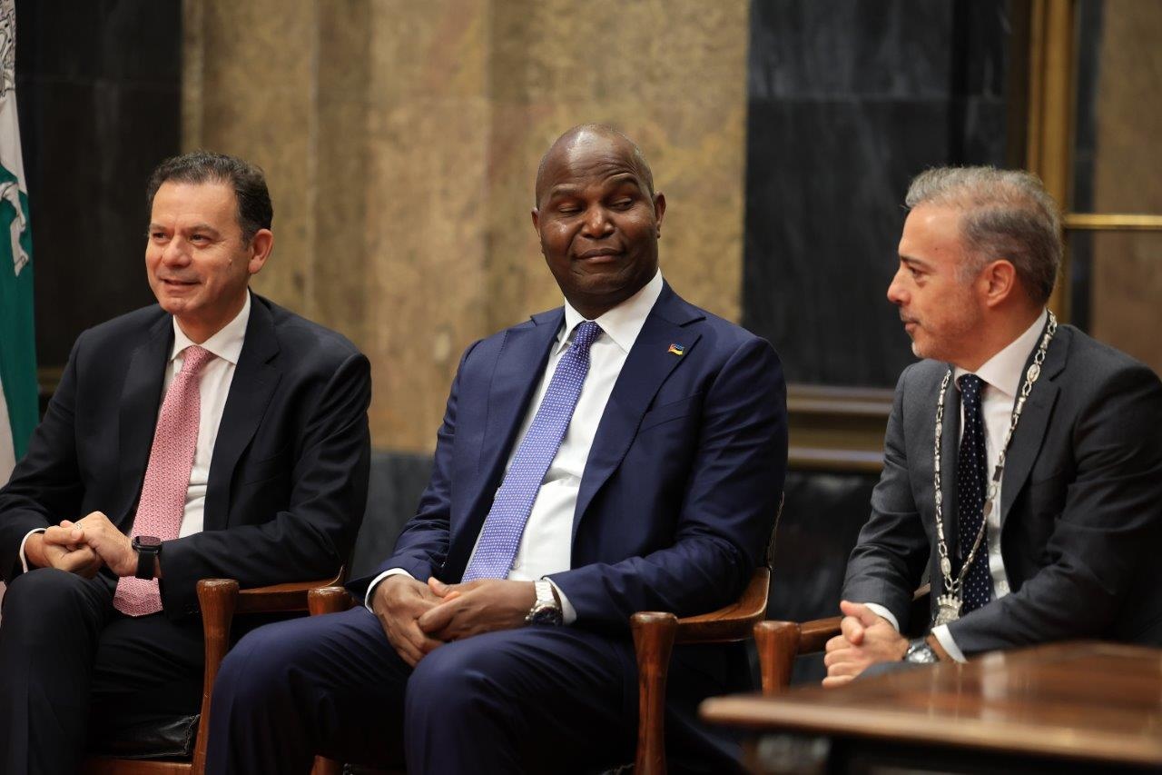 Portugal anuncia 500 milhões de euros para empresariado português em Moçambique
