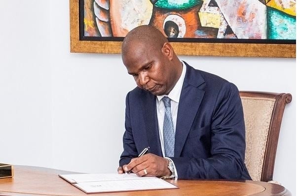 Presidência pressiona por alterações urgentes nas leis