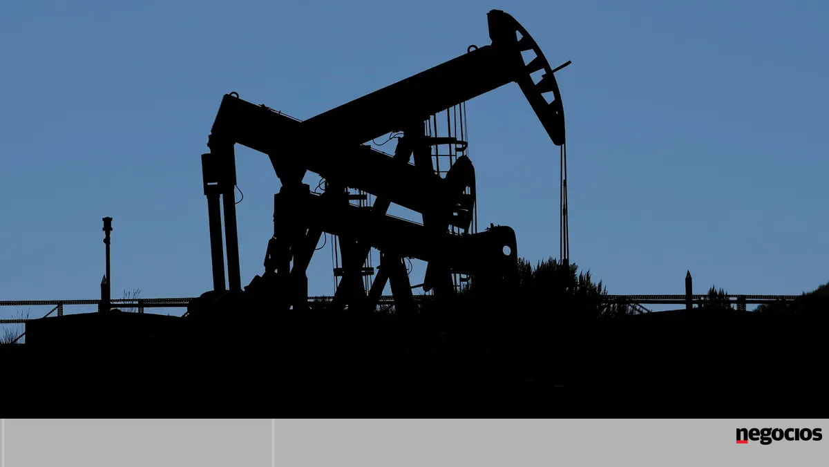 Projeto angolano N'dola Sul inicia produção de petróleo e