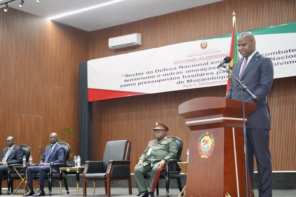 Reformas urgentes no Ministério da Defesa para combater