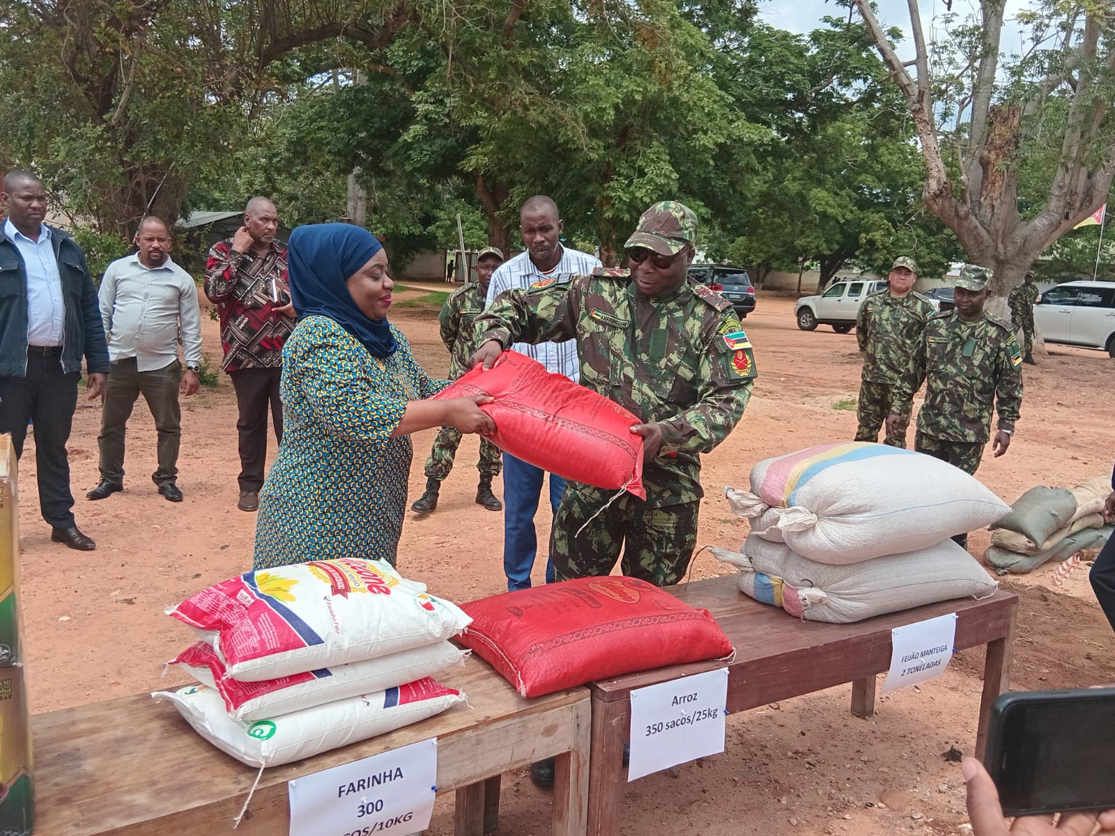 Talapa oferece donativos às FADM em Pemba