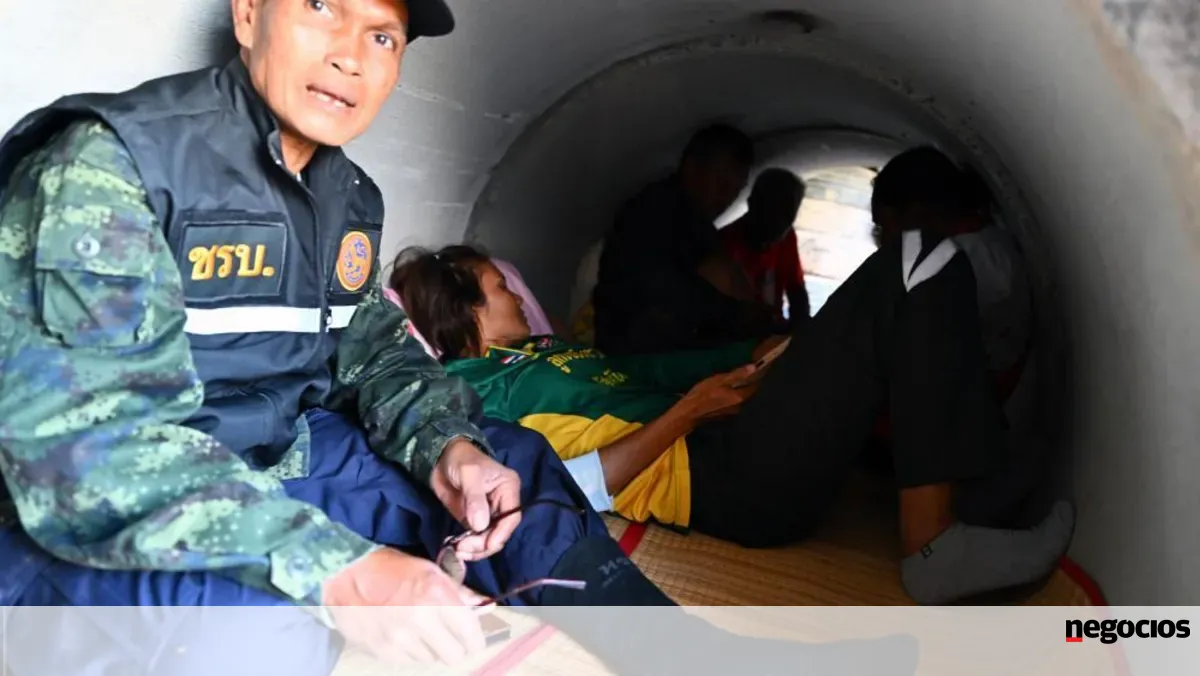 Tensão na Ásia. Tailândia lança ataque aéreo na fronteira