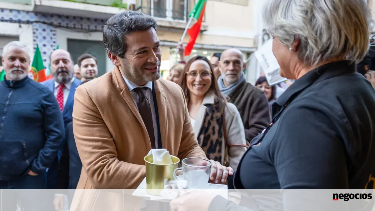 Ventura considera mensagem de Montenegro "pouco empática e