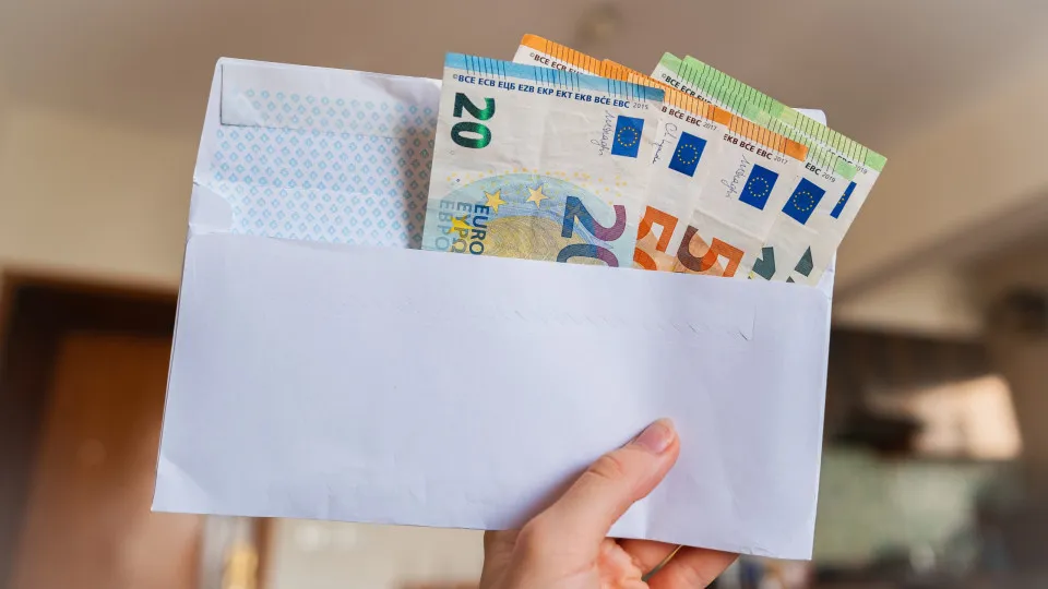 Quais as diferenças entre remuneração bruta e a líquida?