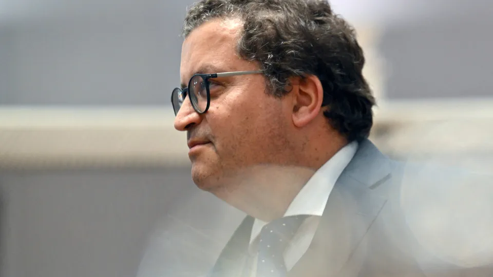 Tarifas: Banco de Fomento financia em 2.000 milhões empresas