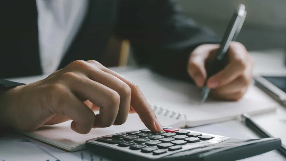 Governo rejeita "aligeiramento do controlo" do SIFIDE com