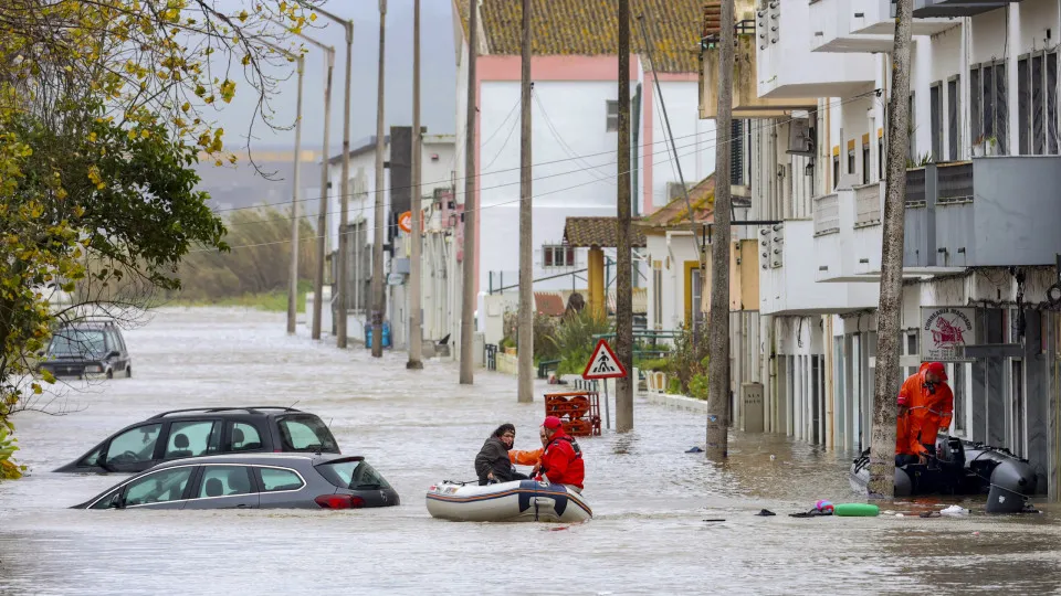 Comerciantes de Alcácer do Sal relatam desespero à ministra