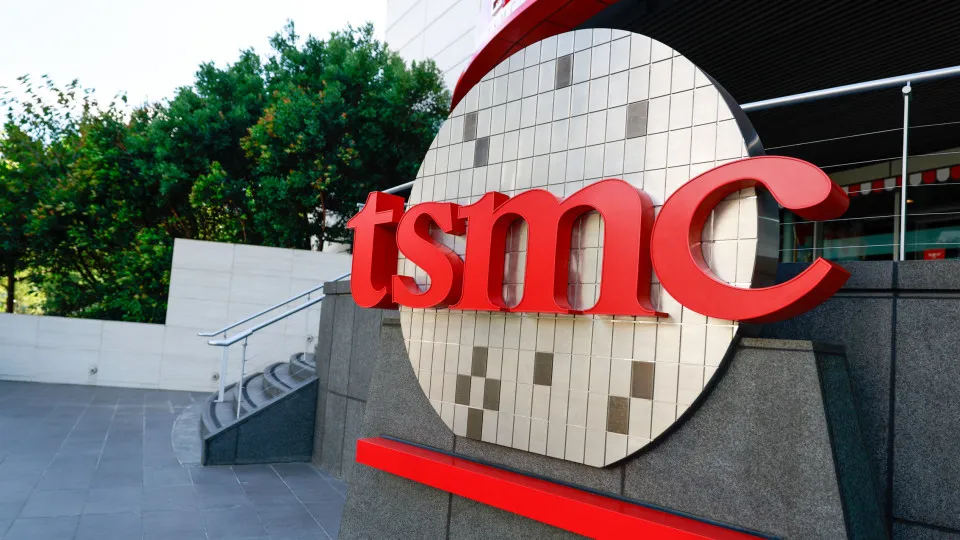 A maior fabricante mundial começou a produzir chips de dois...