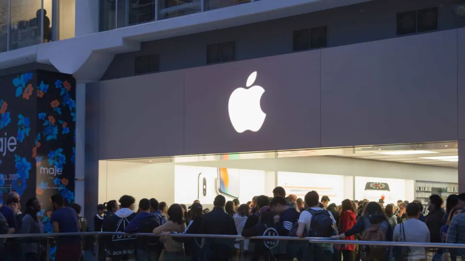 Apple planeia desvendar nova Siri com IA em fevereiro