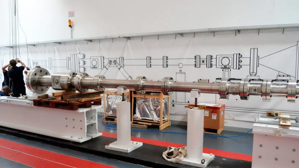 Atravessar Portugal continental em pouco mais de cinco...