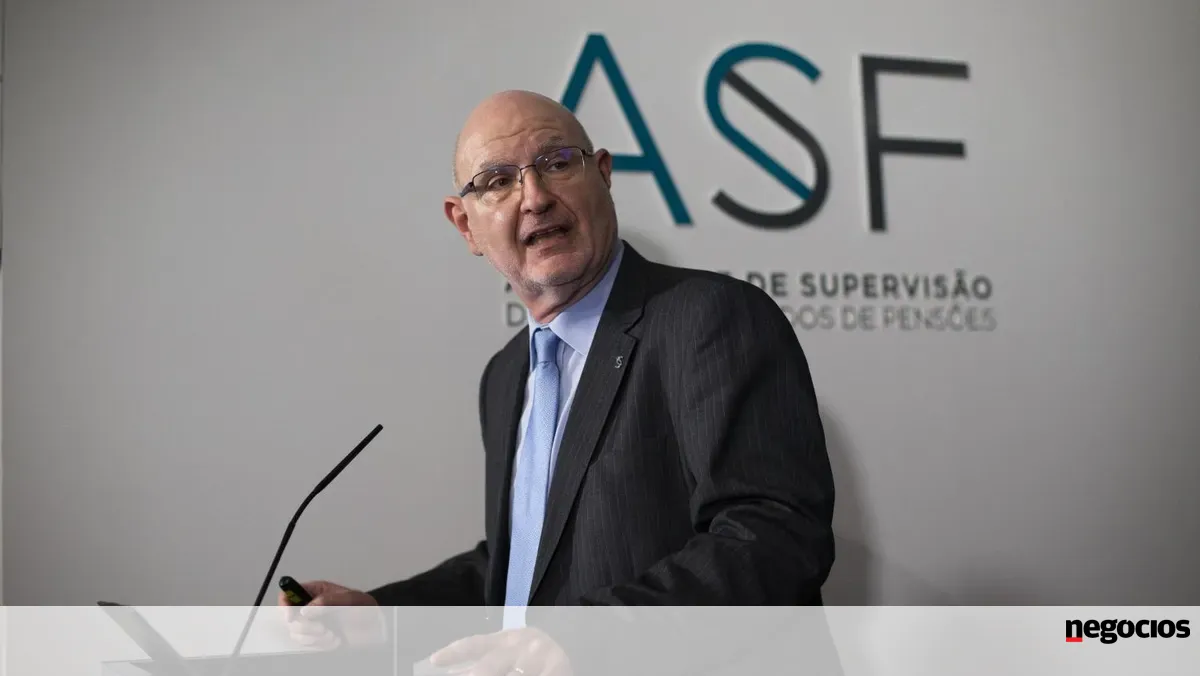 Auditoria deteta perto de um milhão em salários acima do