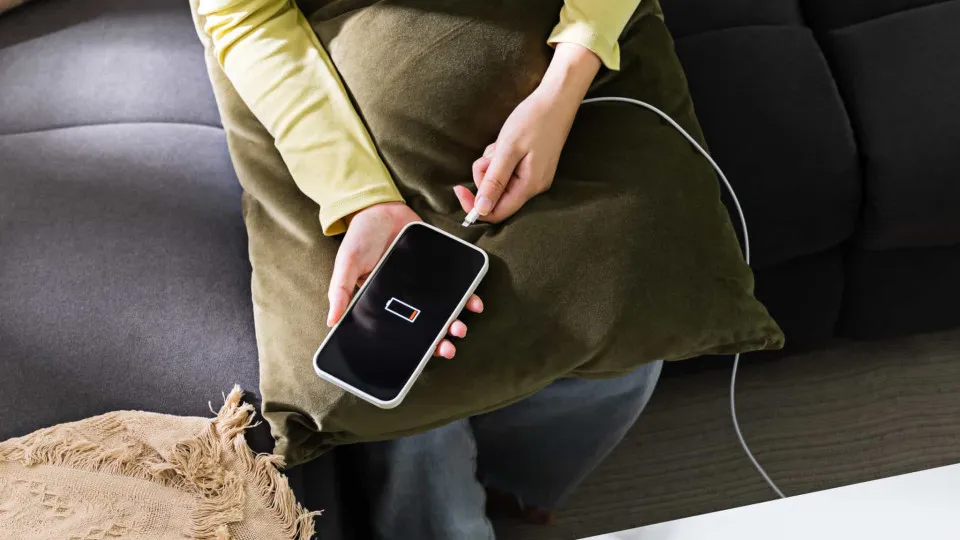 Bateria sempre nas lonas? Estas 5 apps podem ser as...