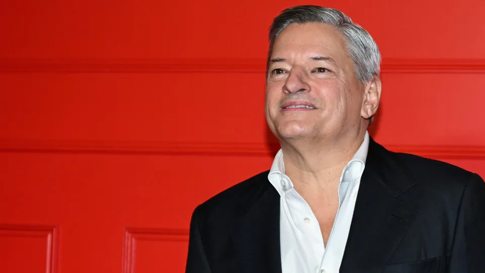 CEO da Netflix diz que não vai retirar filmes da Warner Bros...