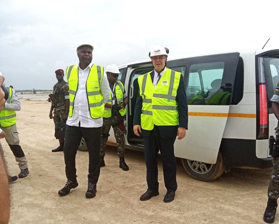 Chapo e CEO da TotalEnergies em Afungi para relançamento do