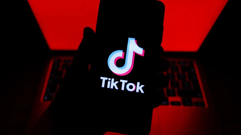 China mantém silêncio sobre venda do TikTok nos EUA