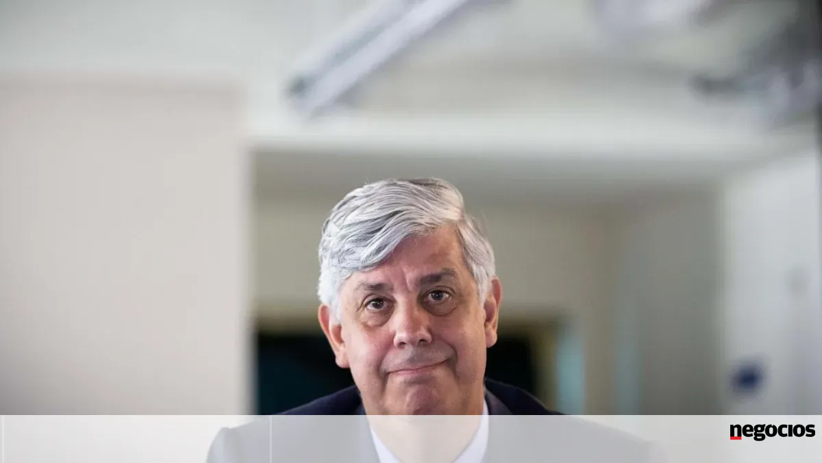 Comissão do Parlamento Europeu apoia Centeno e candidato da