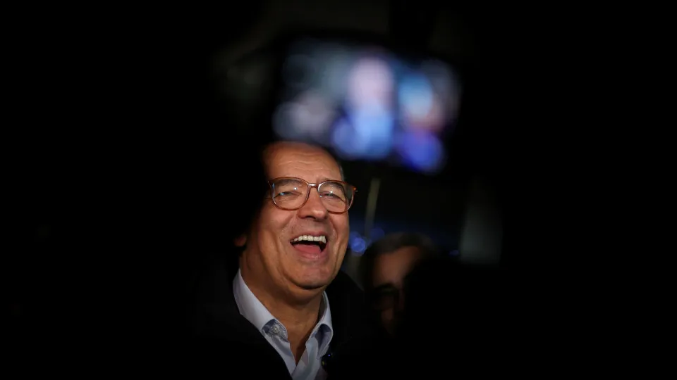 Comunicação digital dos candidatos é orientada para...