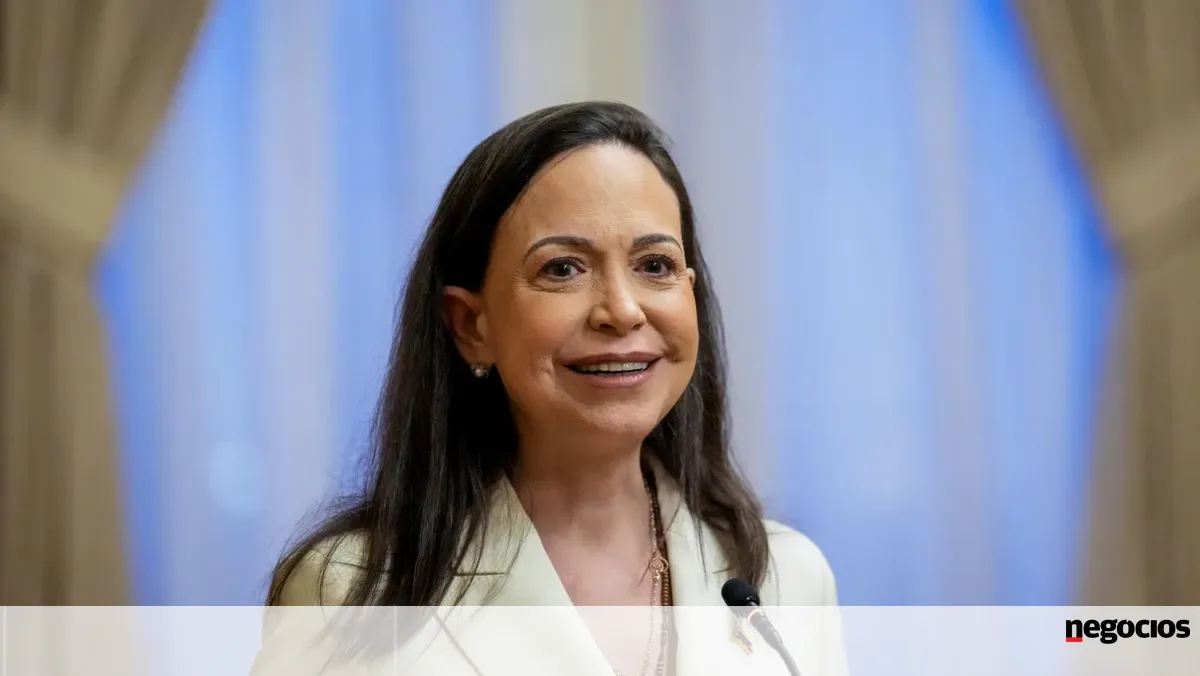Corina Machado ofereceu a medalha do Nobel da Paz a Donald