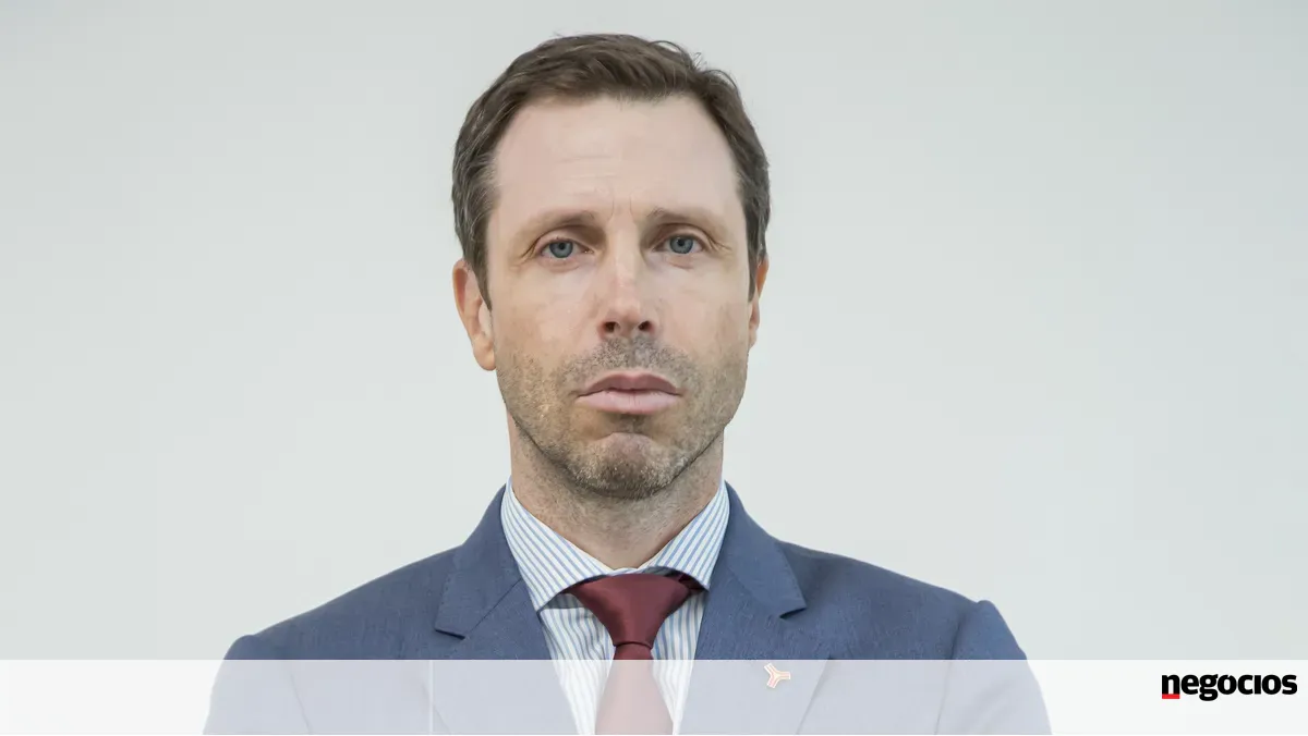 Em Angola é essencial escolher uma atitude de compromisso -