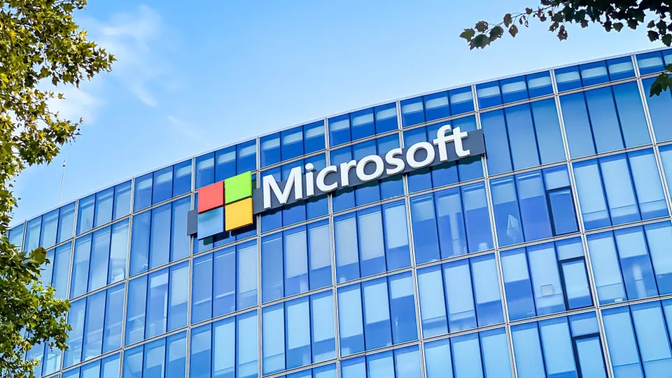 Executivo da Microsoft desmente que empresa está a preparar...