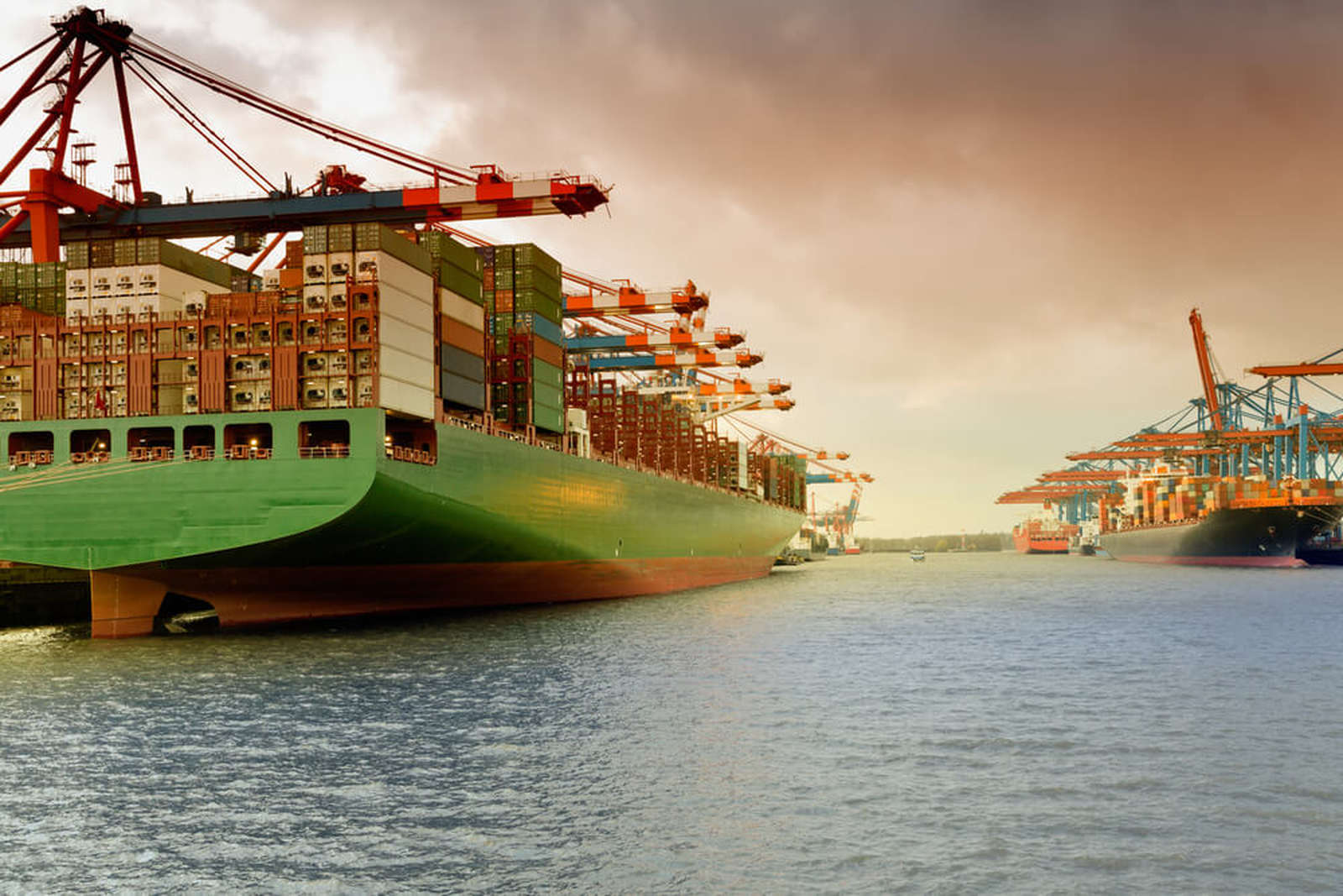 Exportações Alcançaram Mais de 2 MM$ no 3.º Trimestre de