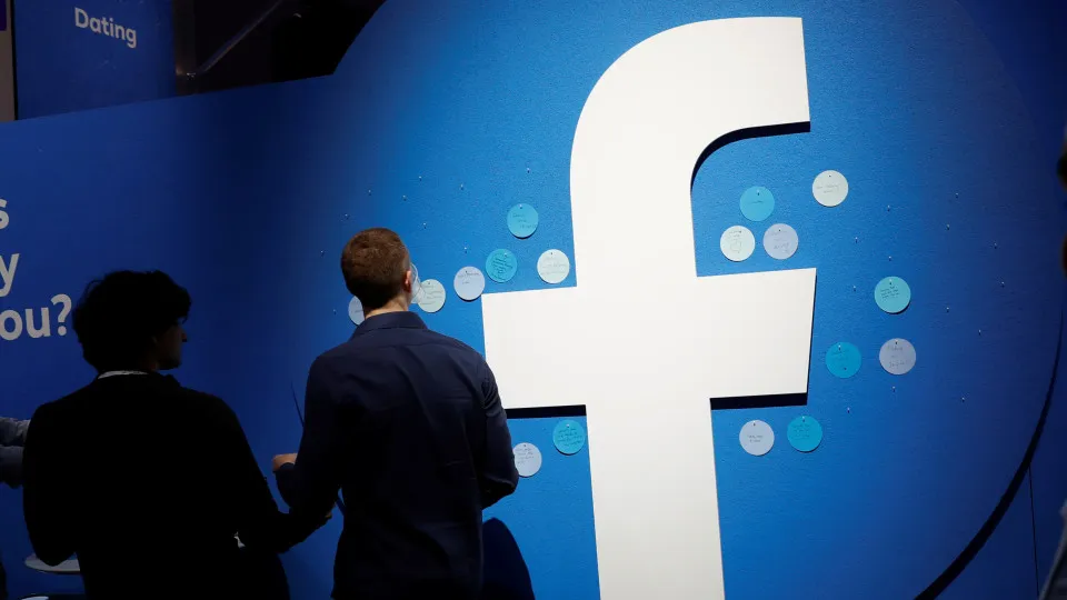 Facebook deve impor limite de links que consegue partilhar...