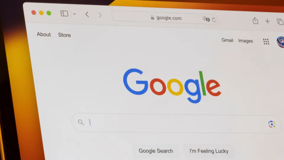 Google considera combinar Vista geral de IA com Modo de IA