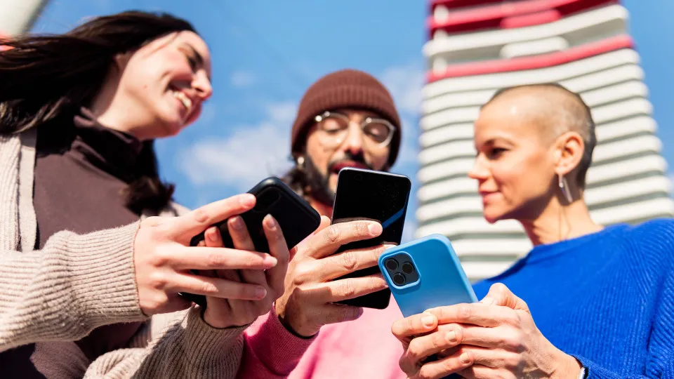 Grupos caóticos? WhatsApp lança 3 novidades que o vão ajudar