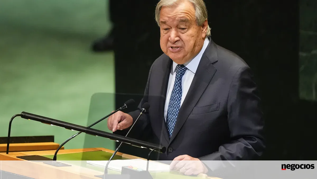 Guterres avisa que a energia verde não está a avançar à
