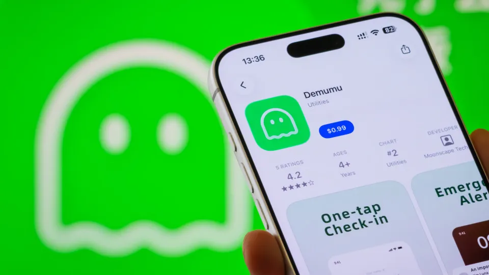 Há uma app (sinistra) entre as mais populares da loja da...