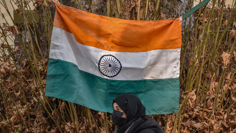 Índia admite restringir acesso de menores a redes sociais