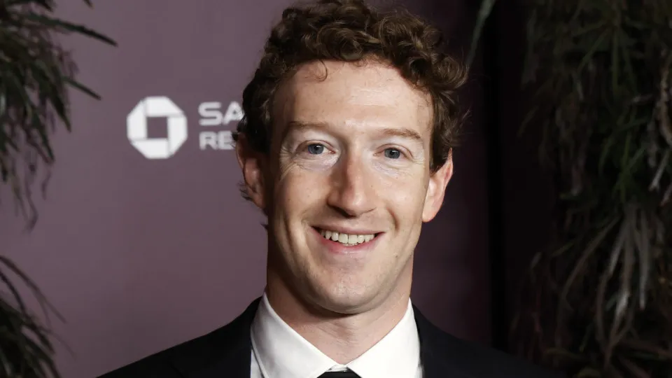 Investimento em IA? Economista lembra decisão "estúpida" de...