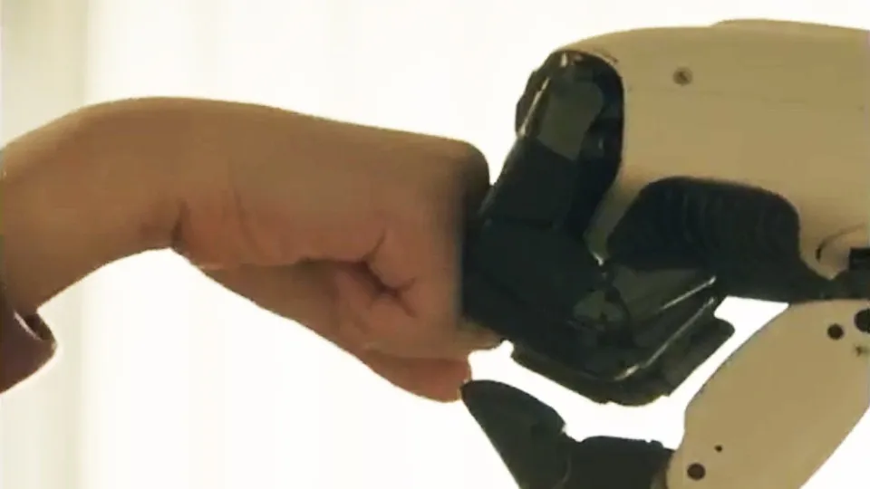 LG vai apresentar em breve robô para ajudar em tarefas de...