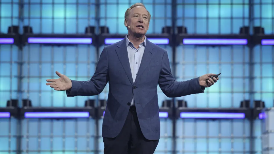 Microsoft: Empresas chinesas de IA estão a assumir liderança...