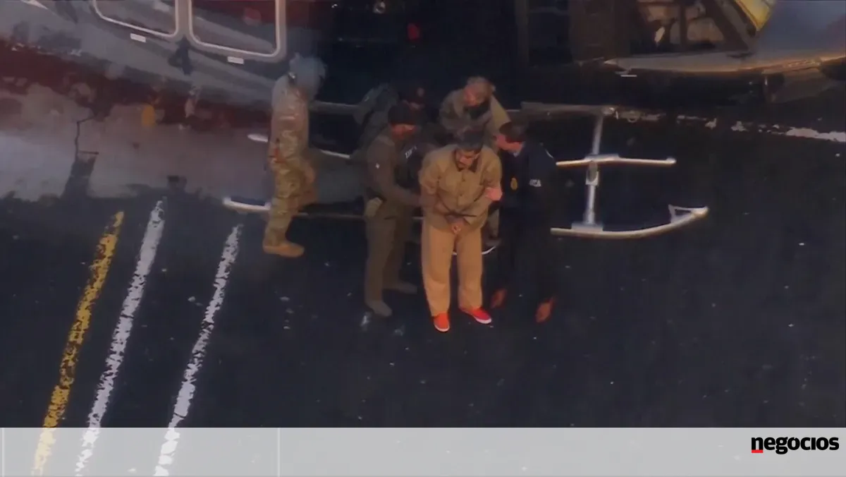 "Não sou culpado. Sou um homem decente". As primeiras