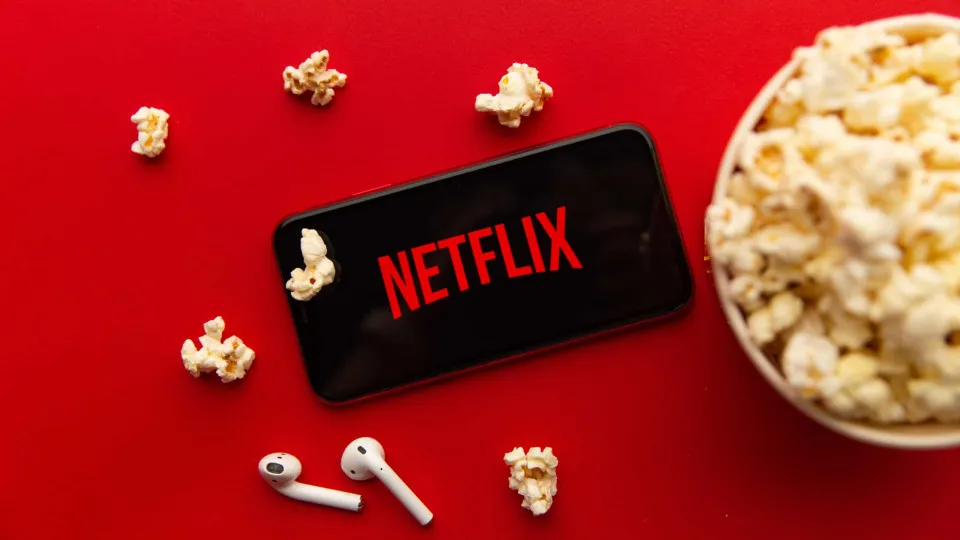 Netflix vai mudar app para telemóveis e inspirar-se no...