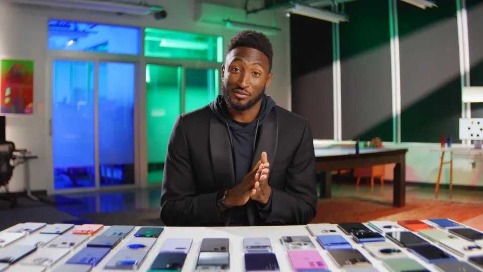 O maior youtuber de tecnologia elegeu os melhores telemóveis...